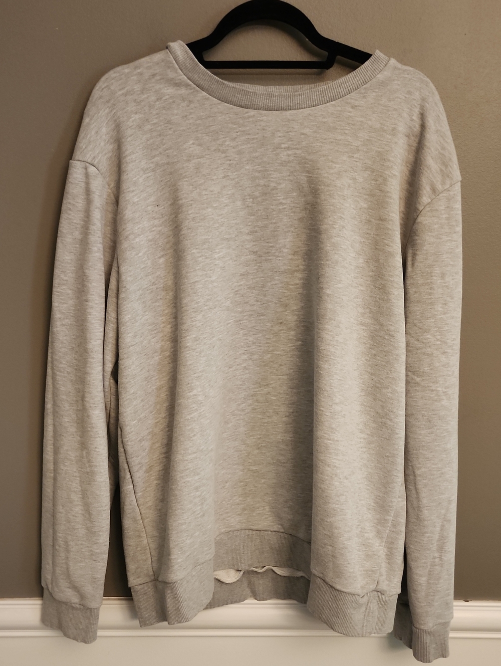 Hola Fish Light Gray Women's Crewneck Sweater